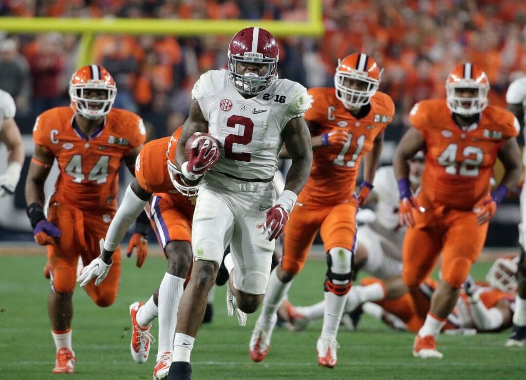 Alabama crimson tide football players discount
