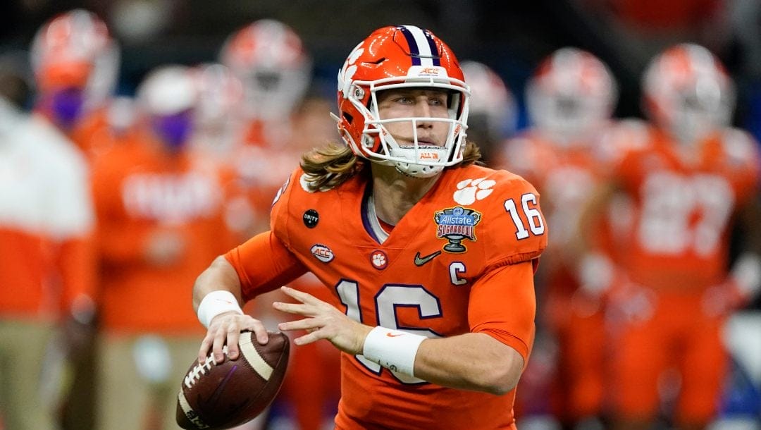 8 Best Clemson Tigers Football Players of All Time | BetMGM