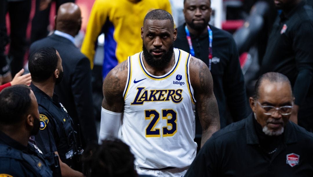 Lebron James during a Cleveland Cavaliers vs Los Angeles Lakers game on 25 November 2023