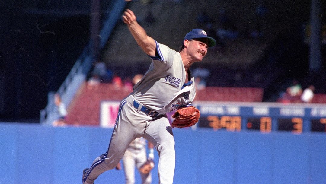 Toronto Blue Jays pitcher Dave Stieb sends a ball to the plate in the ninth inning against the Cleveland Indians in Cleveland.