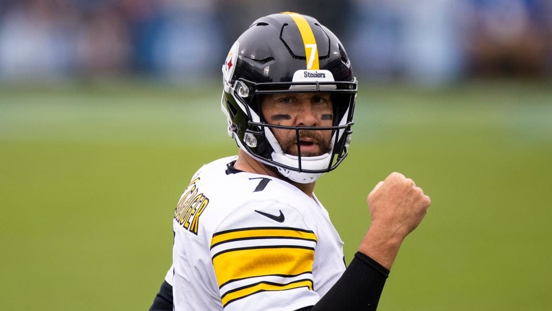 Pittsburgh Steelers quarterback Ben Roethlisberger (7) celebrates a touchdown against the Tennessee Titans during the first half of an NFL football game, Sunday, Oct. 25, 2020, in Nashville, Tenn.