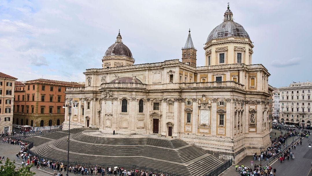 Faithful arrive to pay their respect to the grave of late Pope Francis inside St. Mary Major Basilica in Rome, Sunday, April 27, 2025.